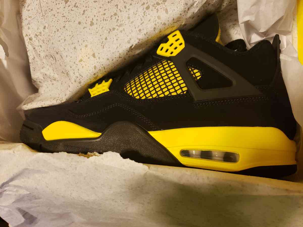 brand new authentic Jordan Thunder