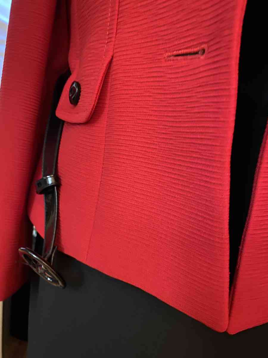 NWT Womens Tahari Red Two Piece Suit Size 6