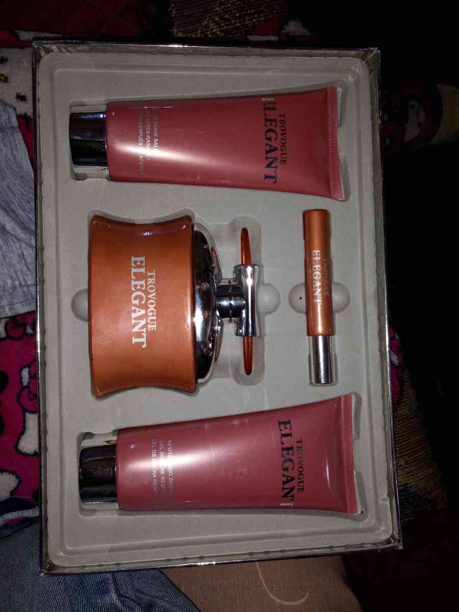 womans perfume set