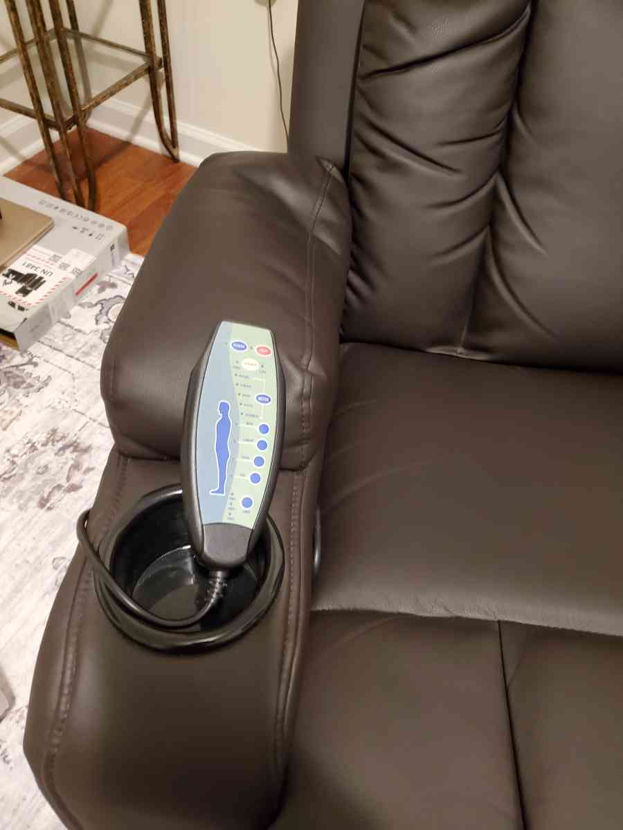 MASSAGE CHAIR