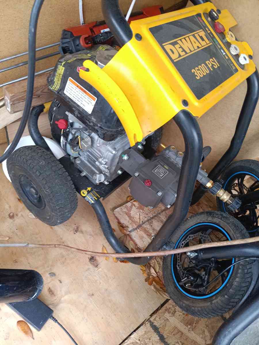 DeWalt 3600 psi