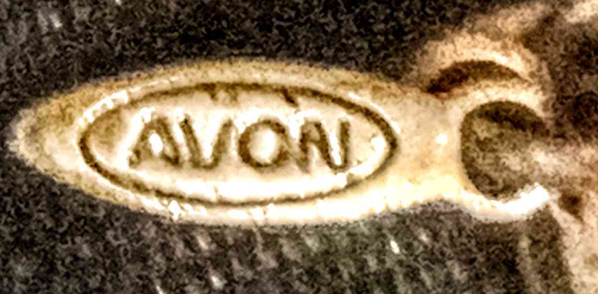 Avon Tiger Eye Pendant with 3 Beaded Strands