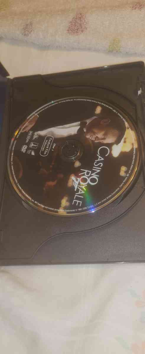 casinoroyale7 double disk not one scratch on it