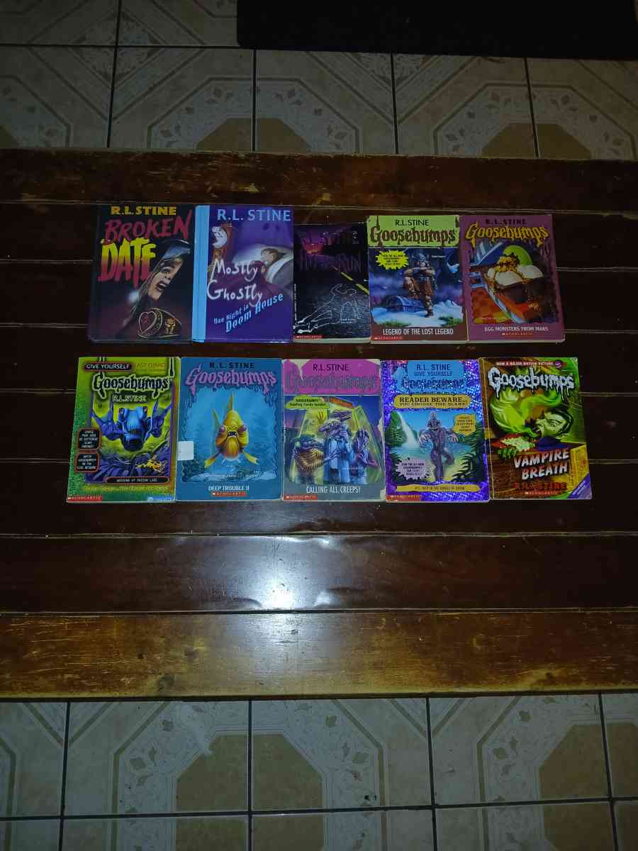 Lot Of 21 Horror Books