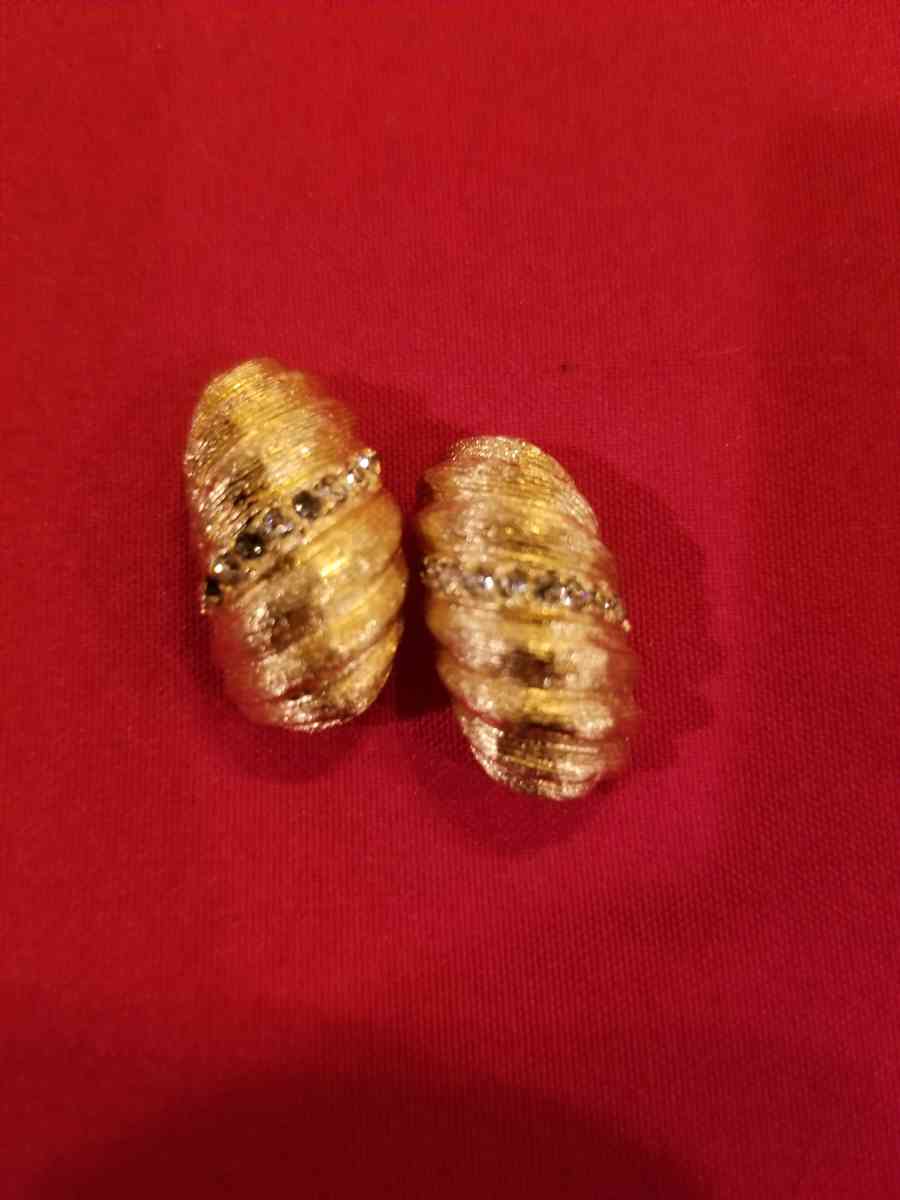 Vintage Christian Dior gold plated crystal accent earrings