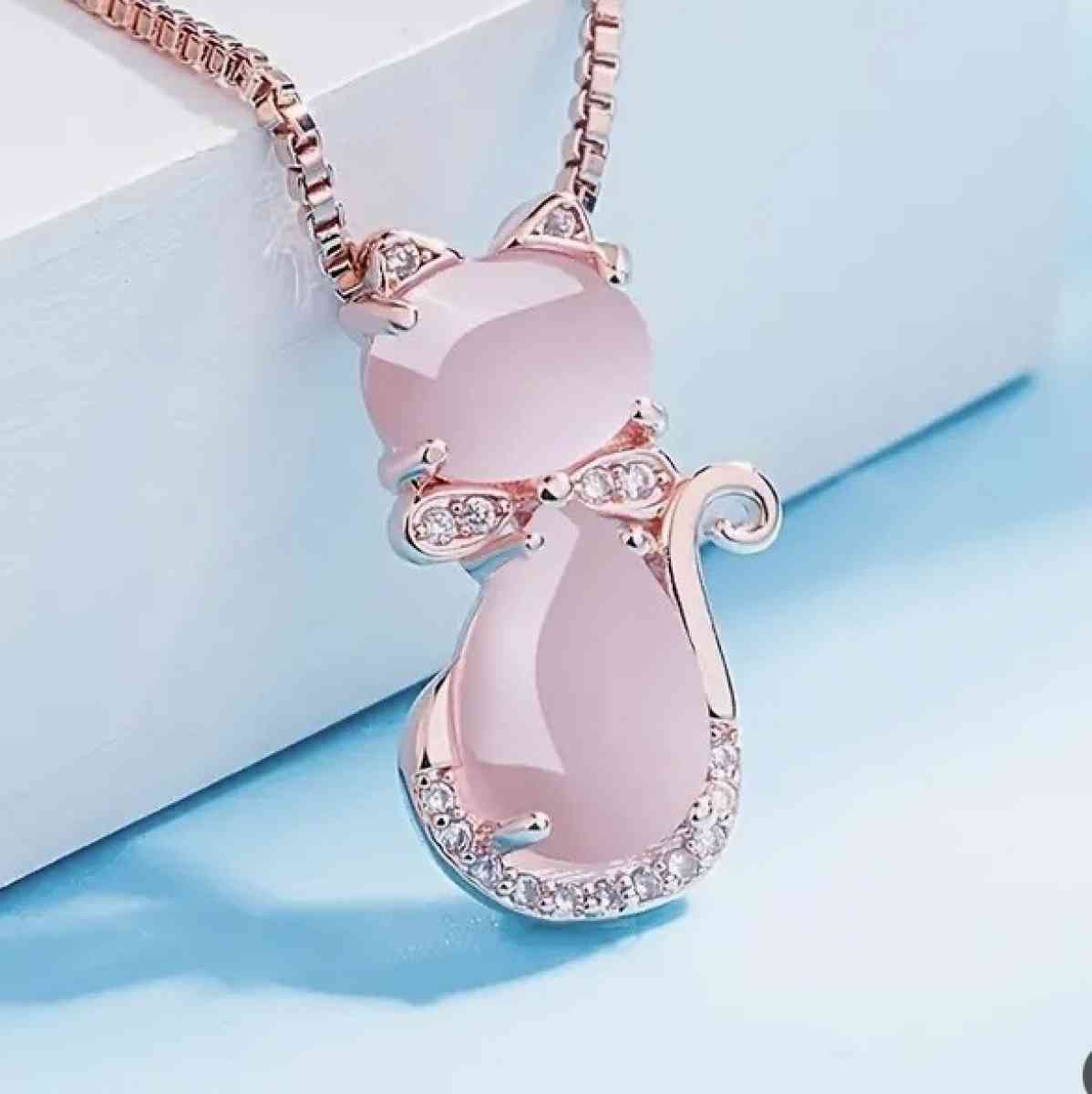 Pink Jade Jadeite Rose Gold Plate Cat Pendant Necklace