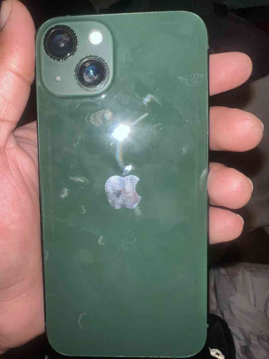 Iphone 13 green