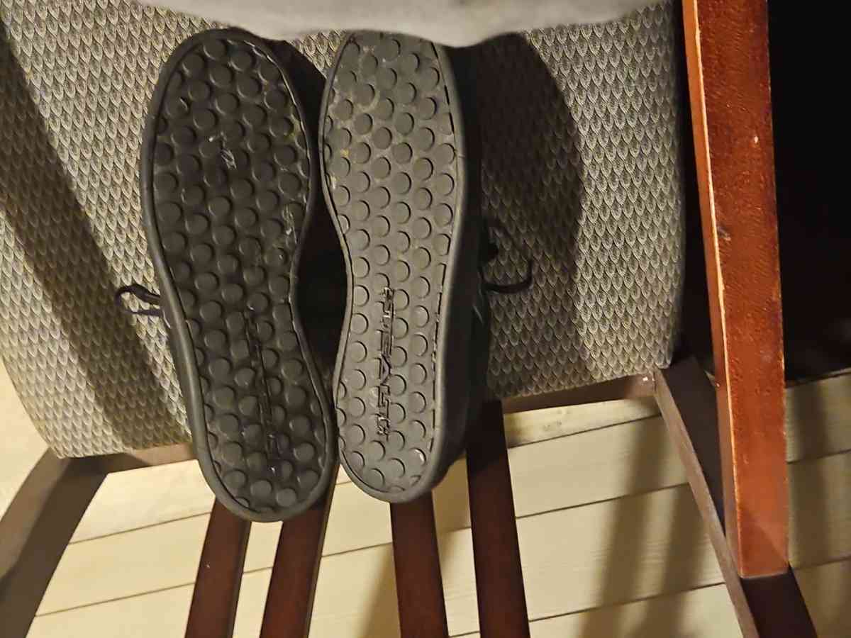 adidas Mens Five Ten Freerider Dlx Mountain Bike Shoes