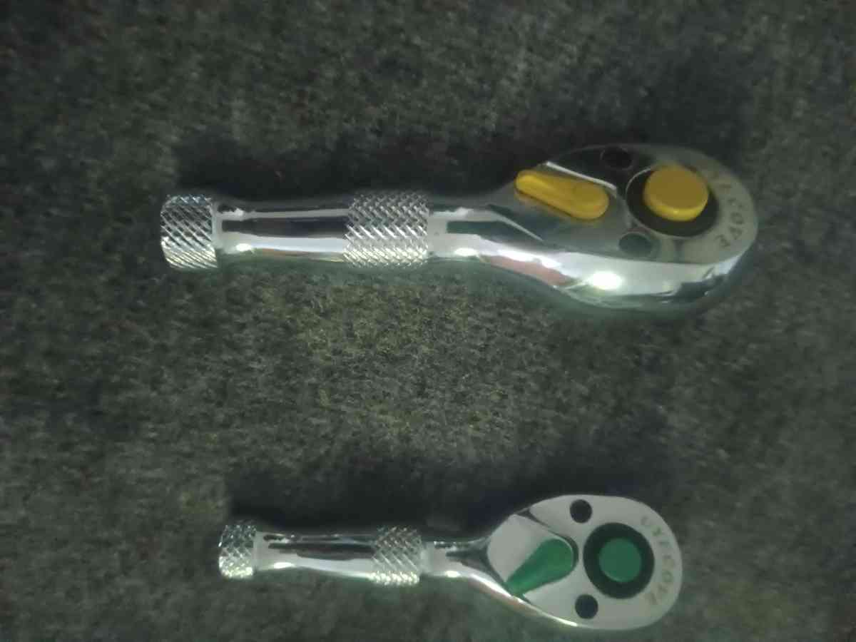 stubby ratchets 38 and 14 drives