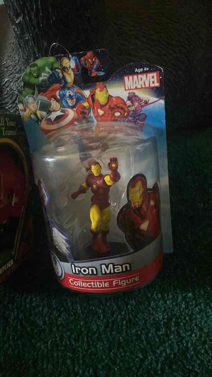 radio Flyer holiday ornament