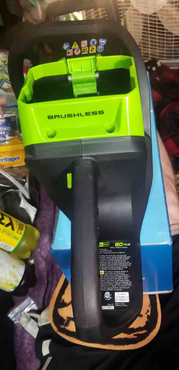 Green works Pro 60V Brushless Motor Chain Saw