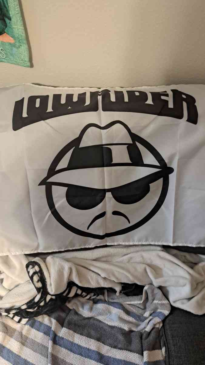 small white lowrider flag
