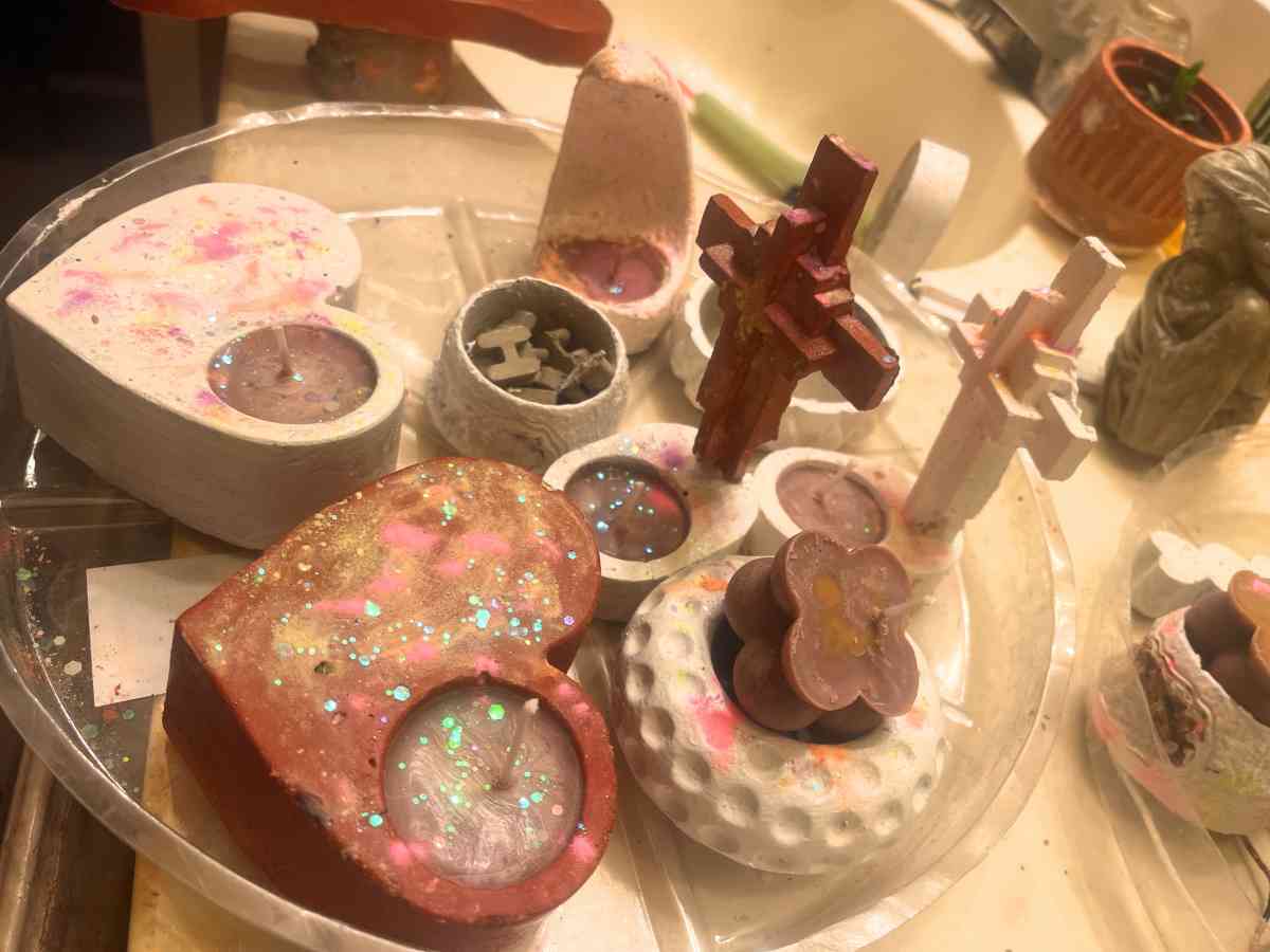 candle hearts that glow at night