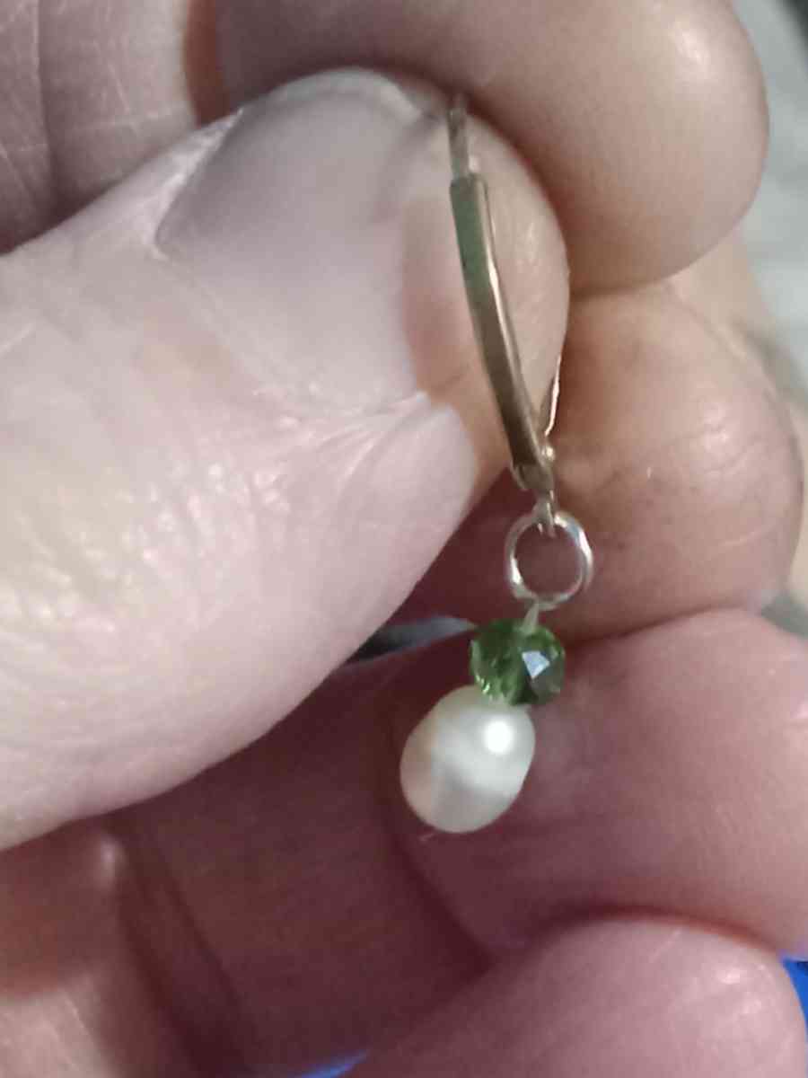 vintage pearl earrings