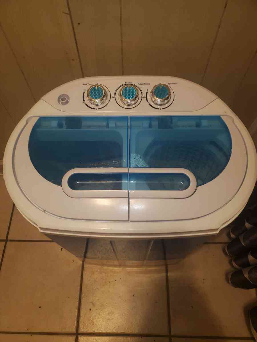 Miniature washing machine