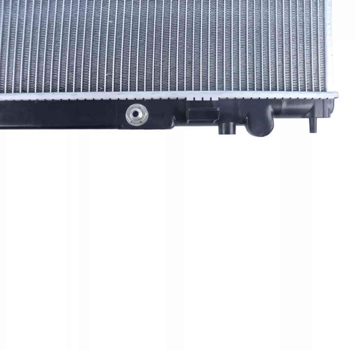 2006 Nissan Altima radiator