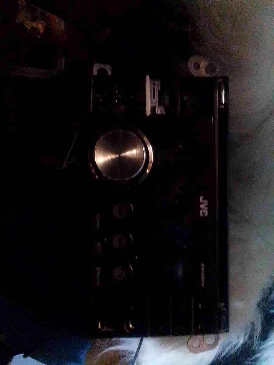 JVC CD car radio w 2 Alpine 6 by 9