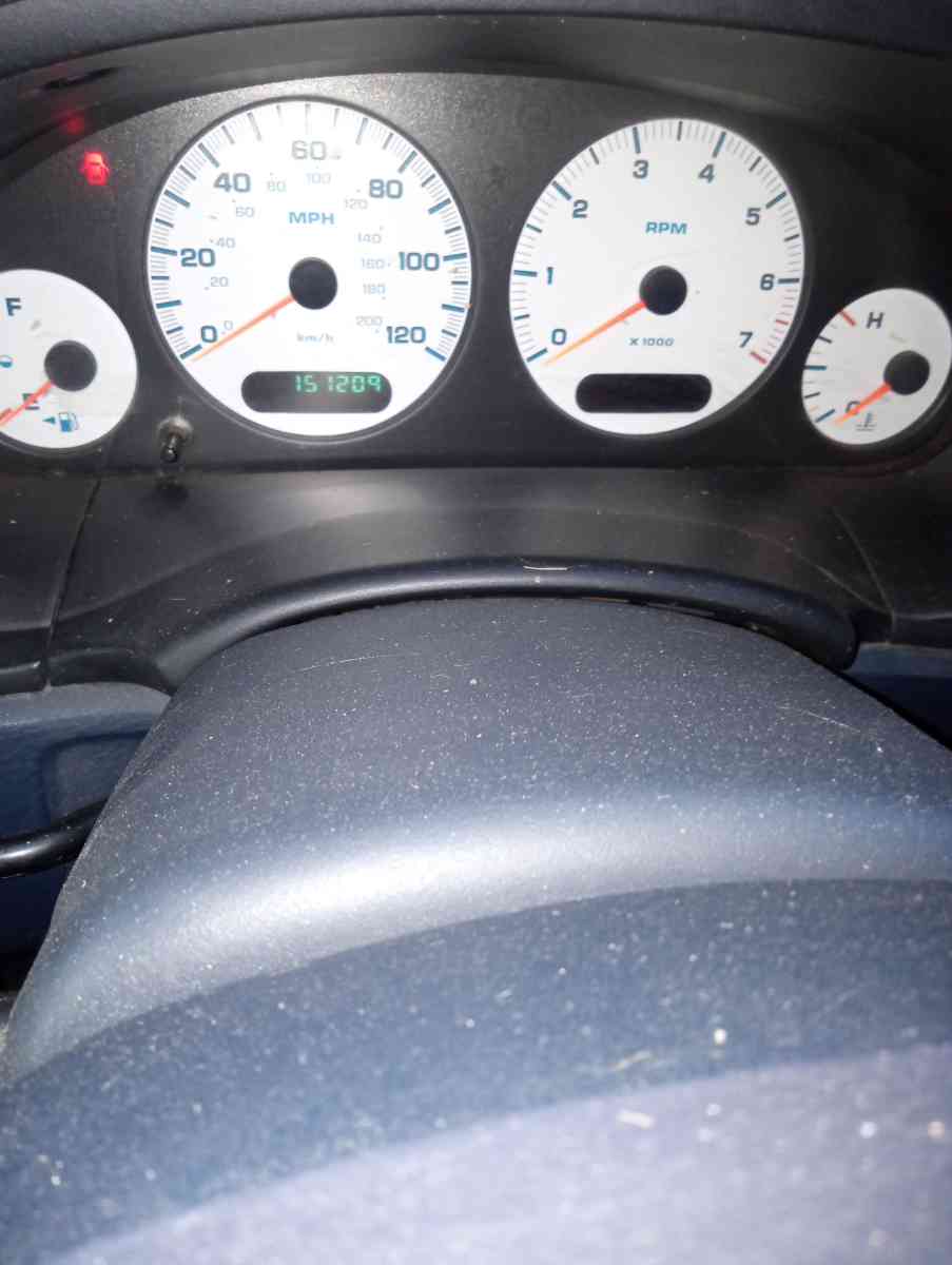 01 town n country minivan