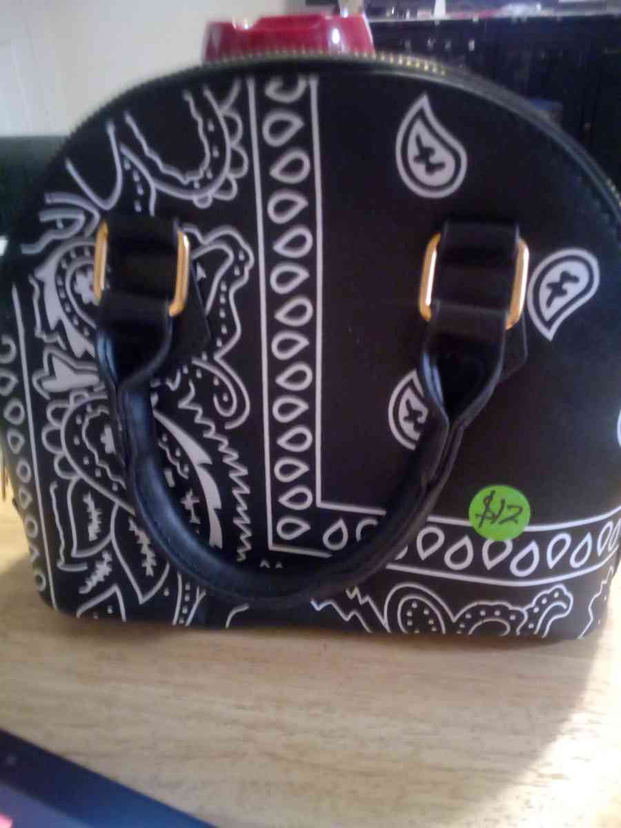 beautiful black purse