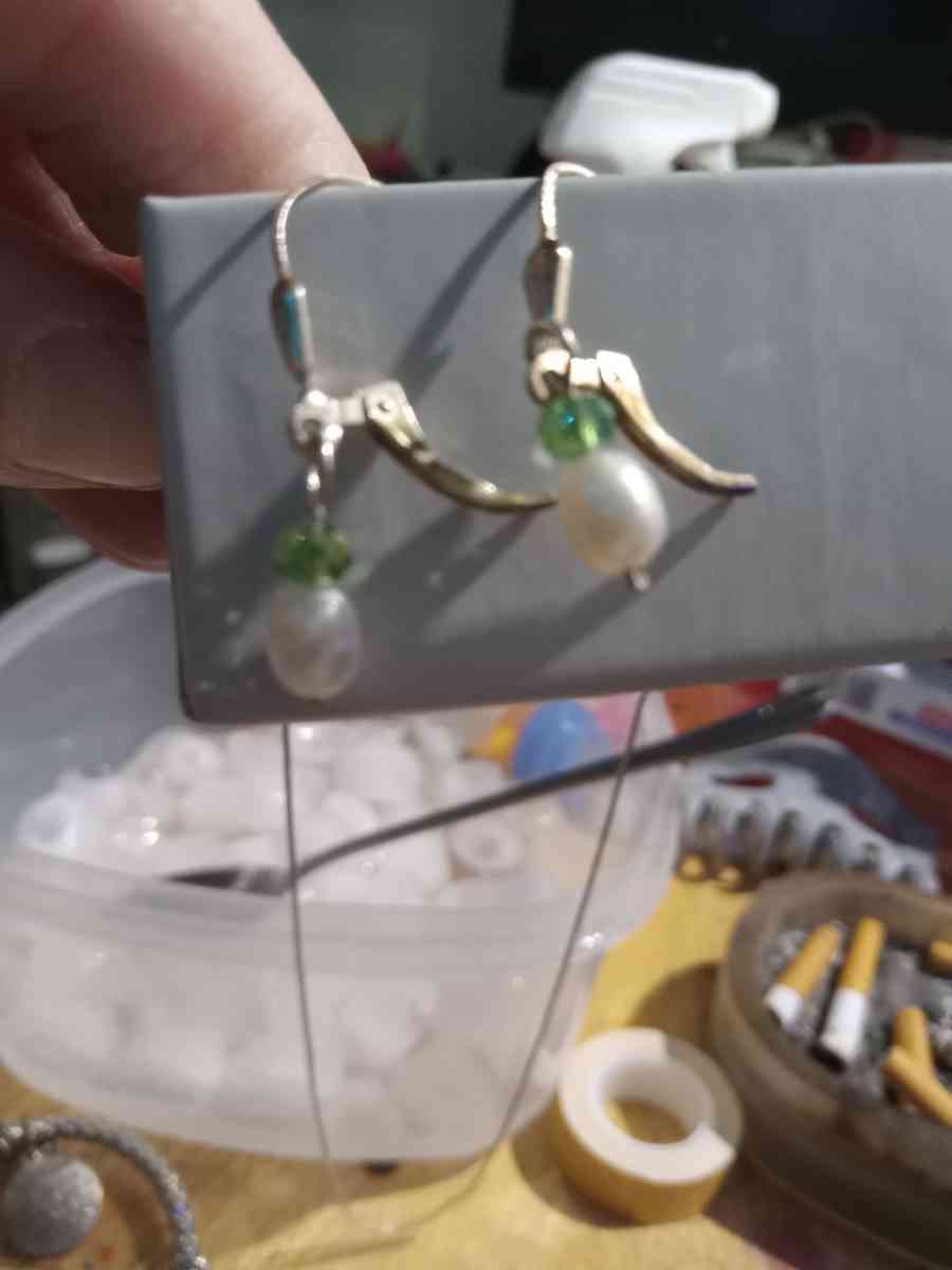 vintage pearl earrings