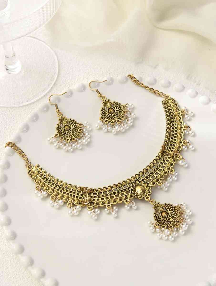 3pcs Retro Rhinestone  Zinc Alloy PendantNecklace  Earrings