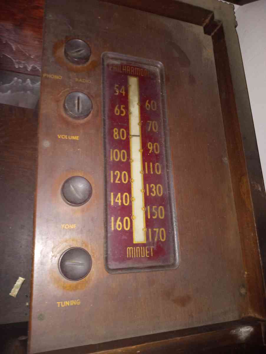 record player AM radio