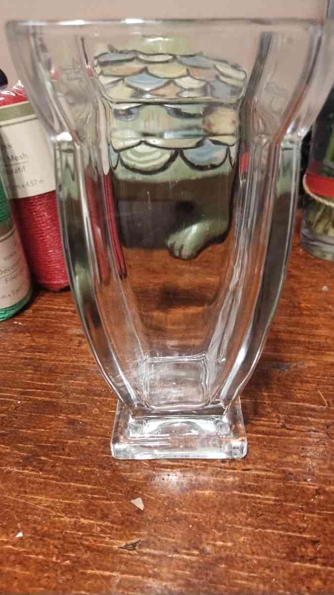 assorted flowers vases