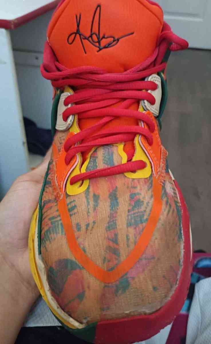 Kyrie Irving infinity