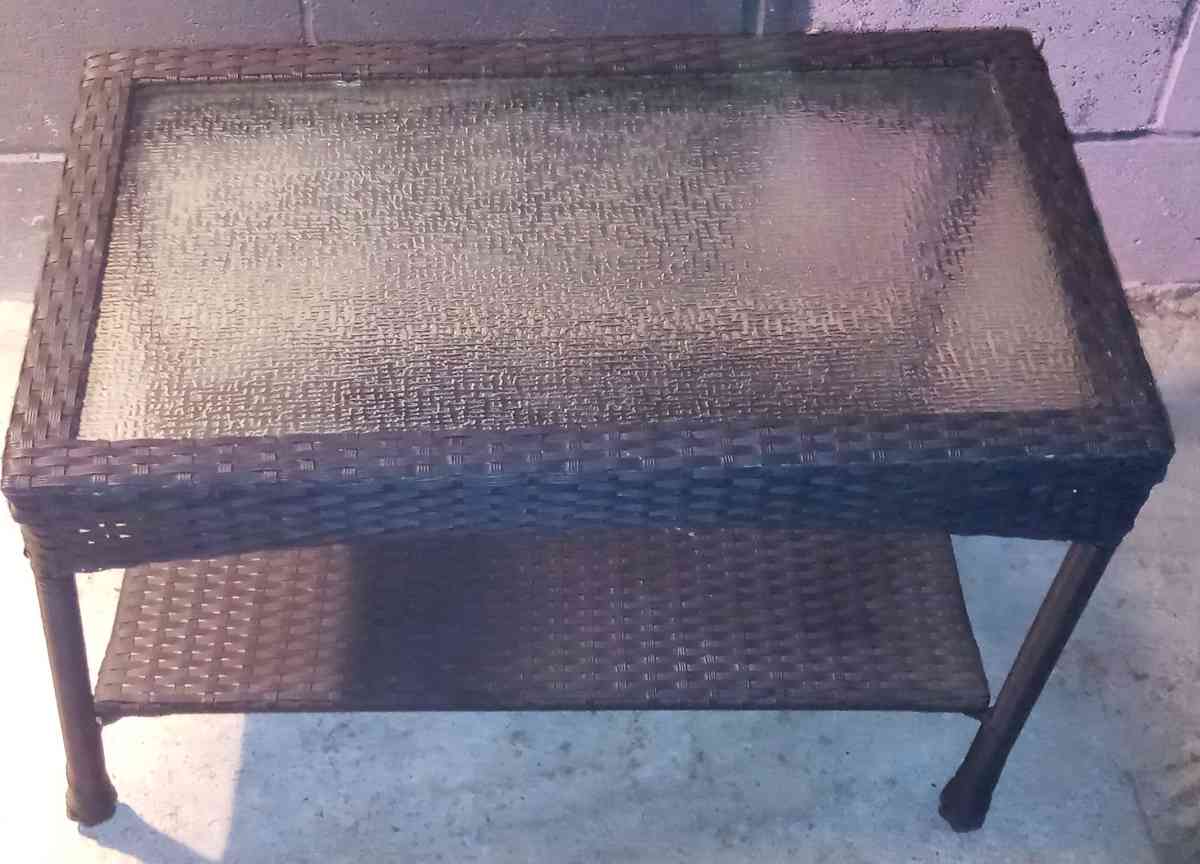 two pot plug in stove top and a flat skillet