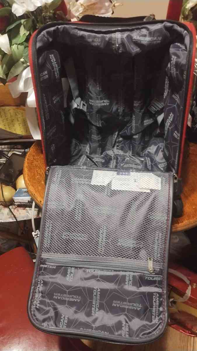 American tourist luggage Co