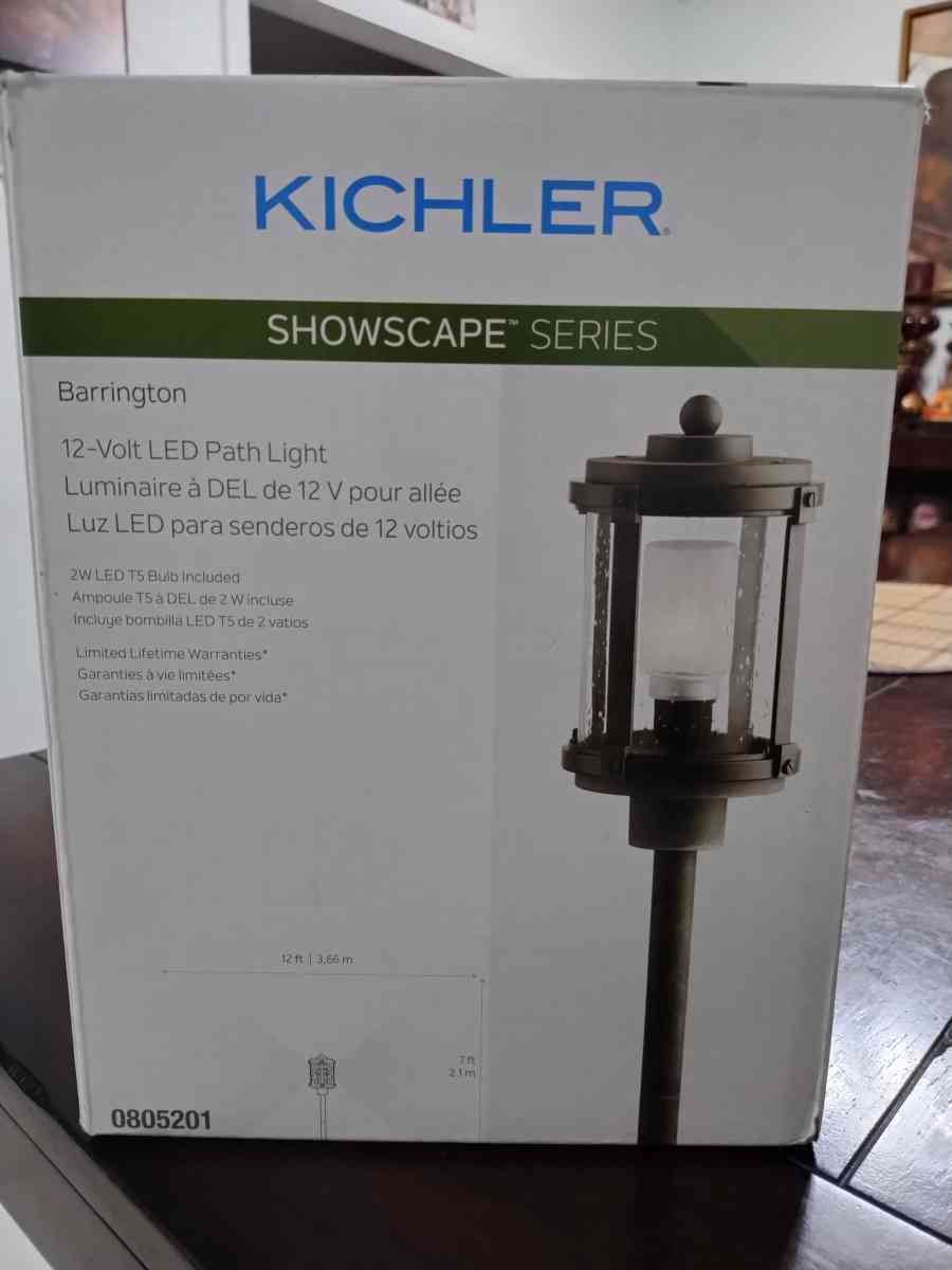 12 volts led path light