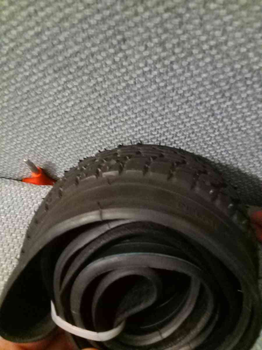 brand New Schwinn tire