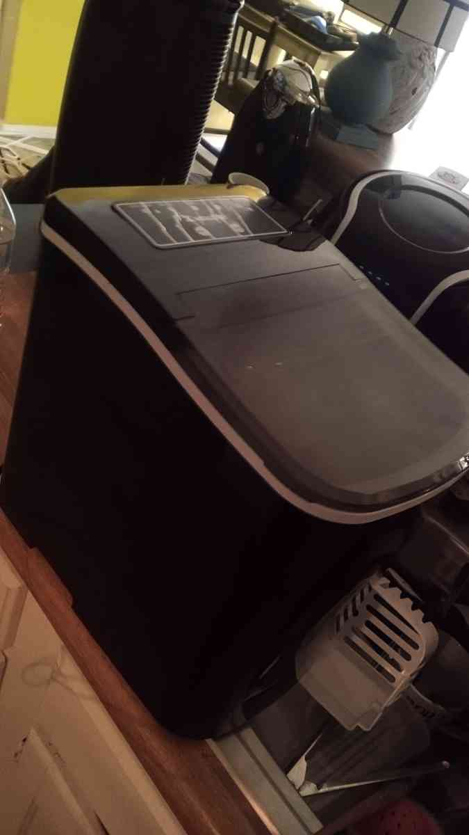 Frigidaire ice maker