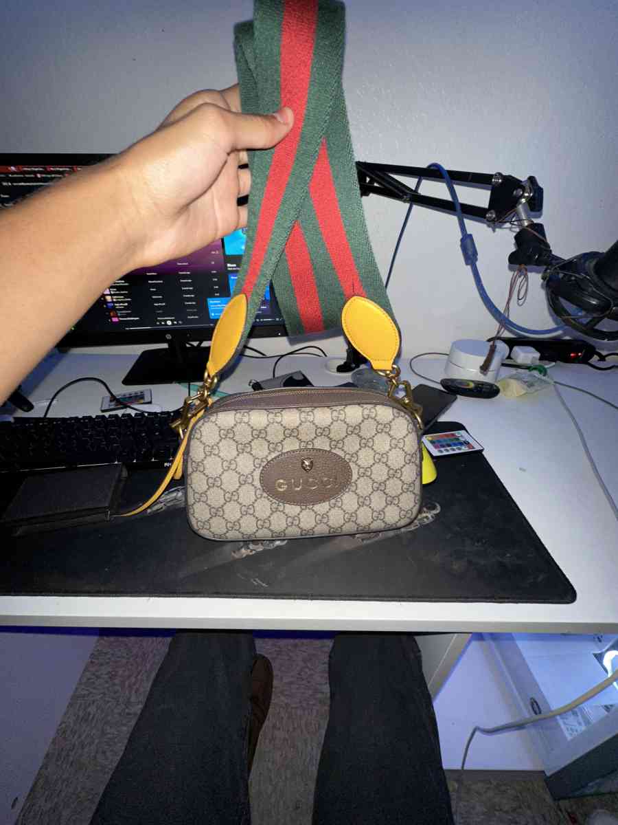 gucci purse