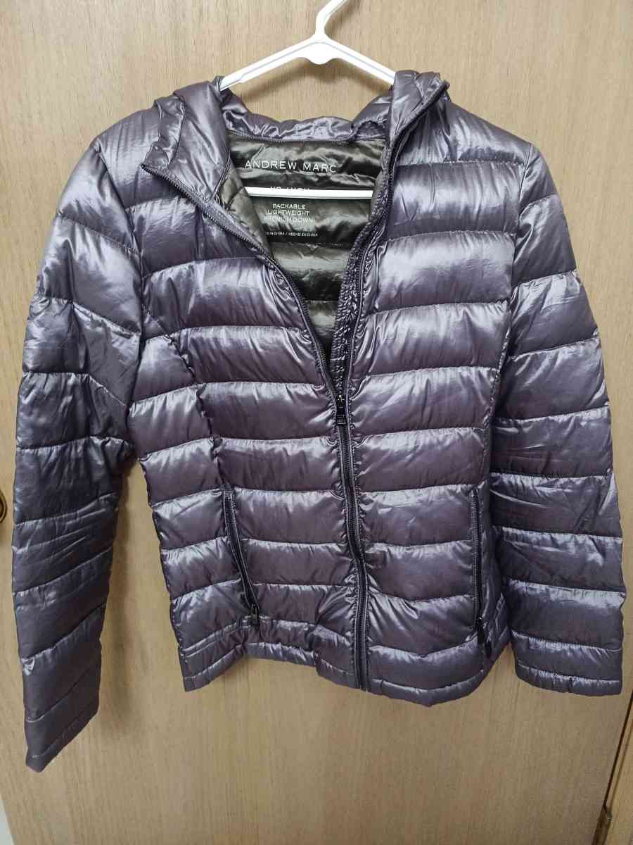Andrew Marc XS metallic purple puffer