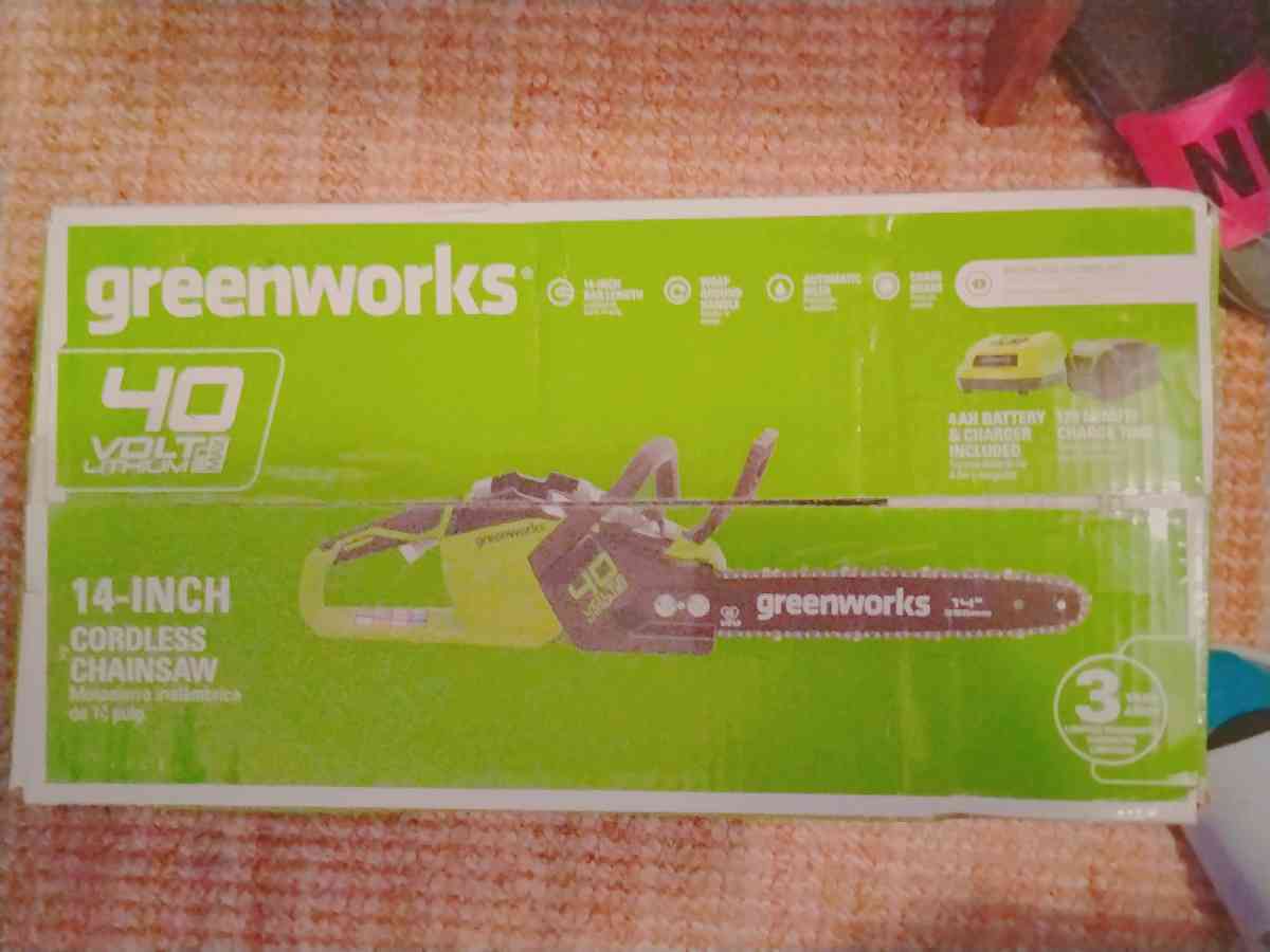 green works 14linch cordless chainsaw