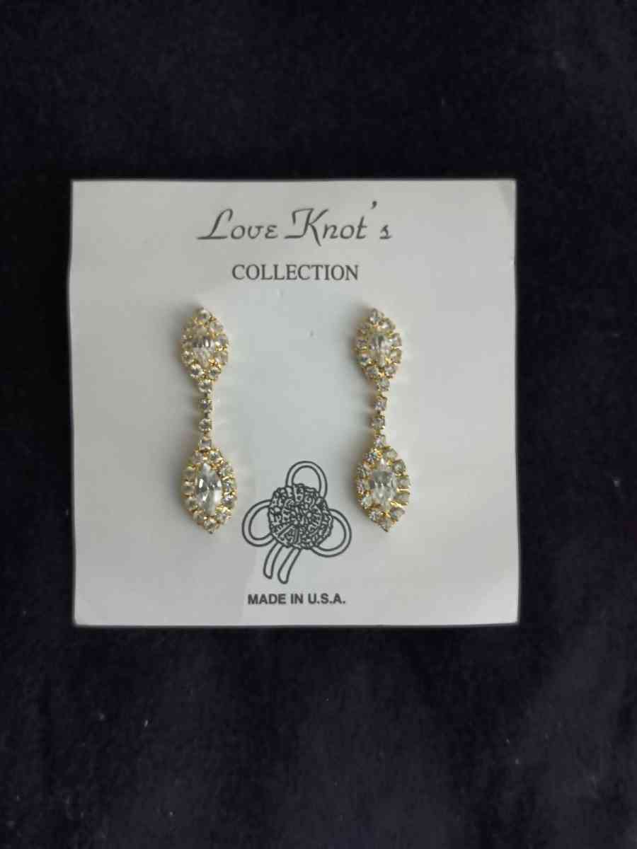 Vintage Love Knots Diamond Earrings