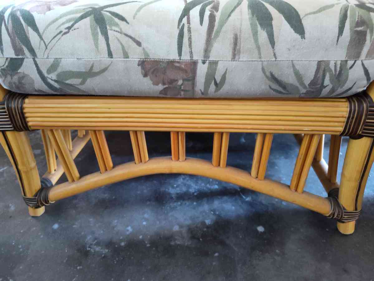 Nice chair with free table and lamp