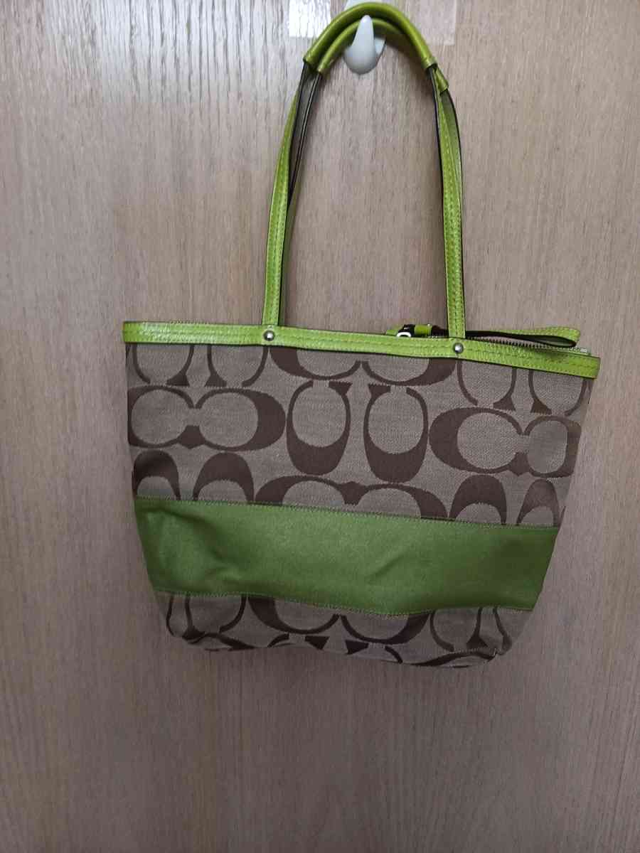Coach Green leather and beige canvas