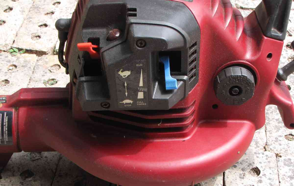POULAN pro blower and vacuum