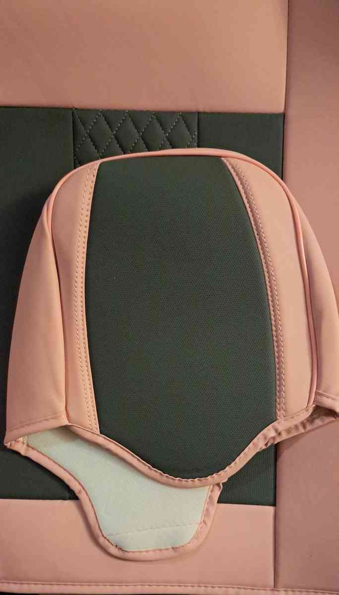 NWT BRAND NEW STILL IN ORIGINAL PACKAGING Doogo Seatcovers