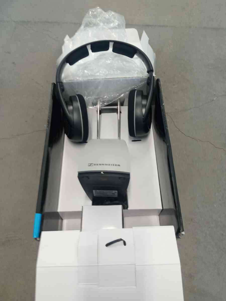 the new RS120 SENNHEISER wireless