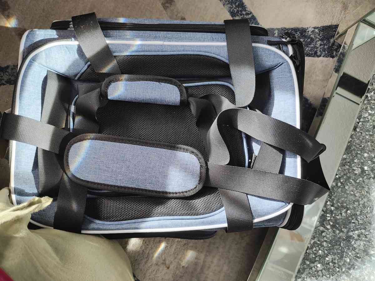 Petskd Top Expandable Pet Carrier Pickup by buyer or deliver