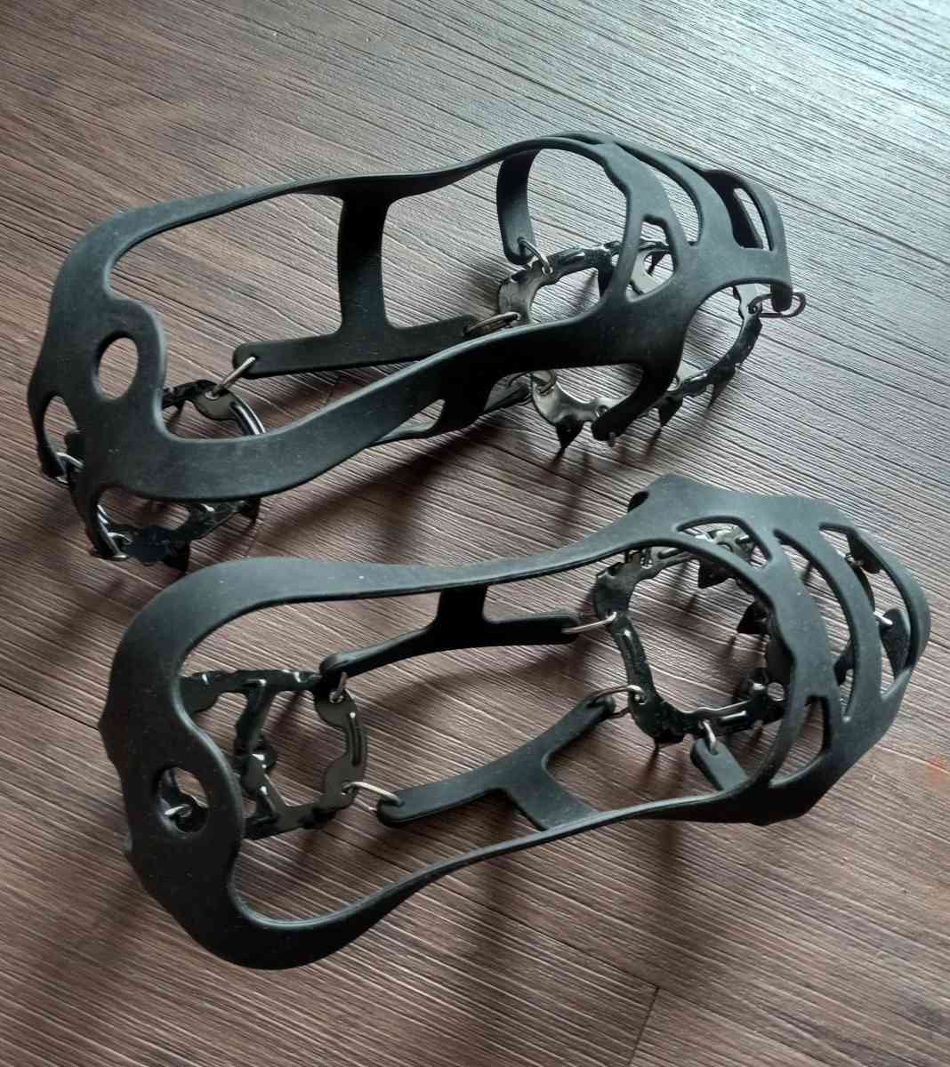 Never worn ice shoes