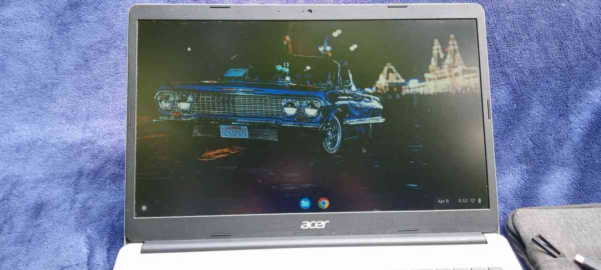 Playstation 4 pro 1tb comes with 84 games