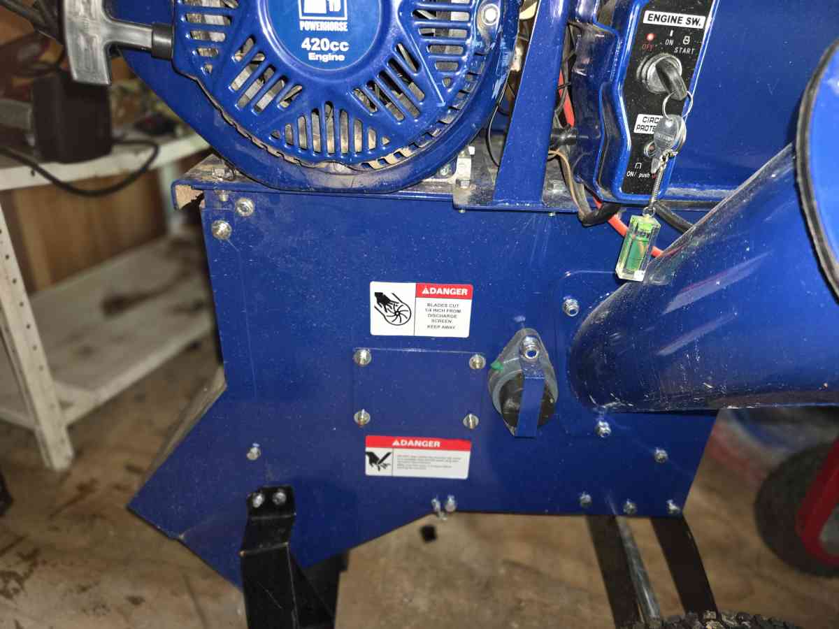 Powerhorse Wood Chipper