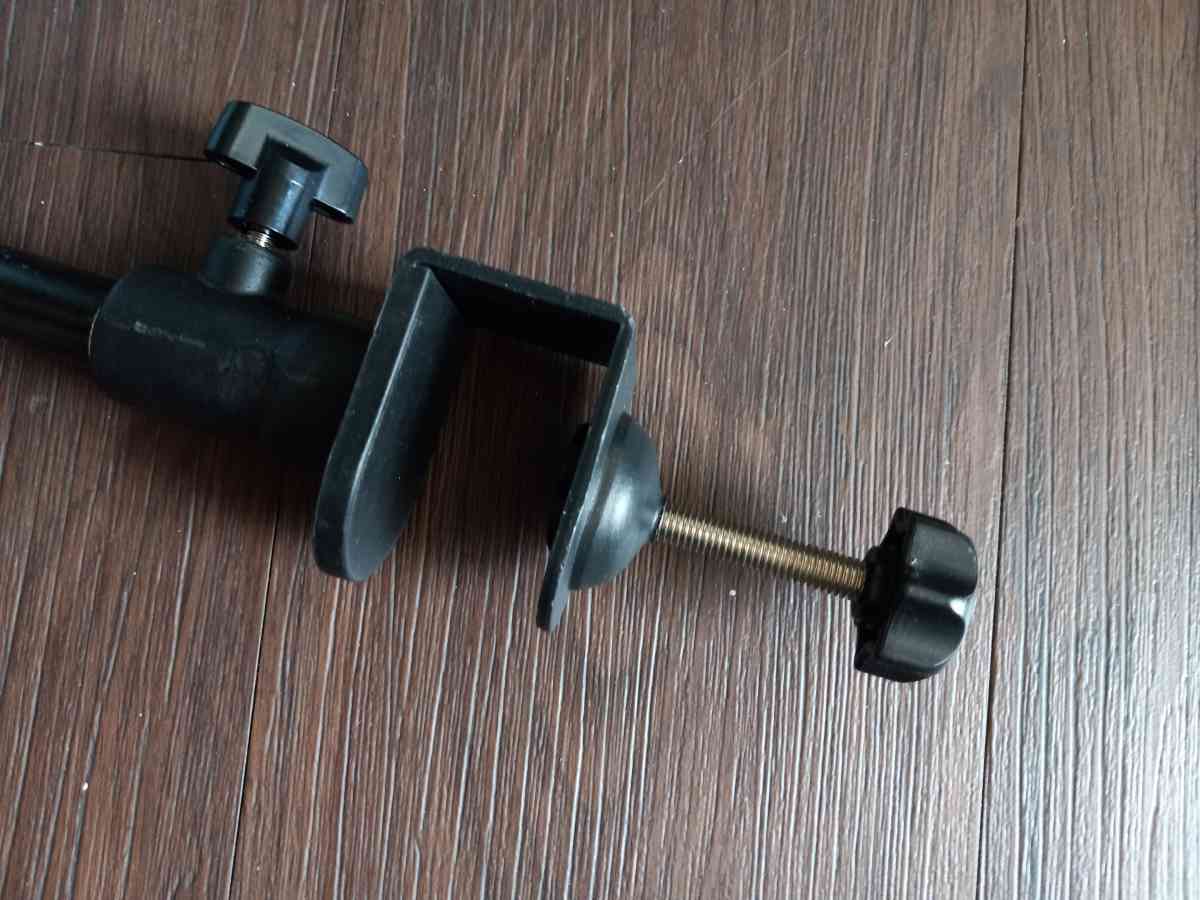 3 Neewer Product Photography Clamps