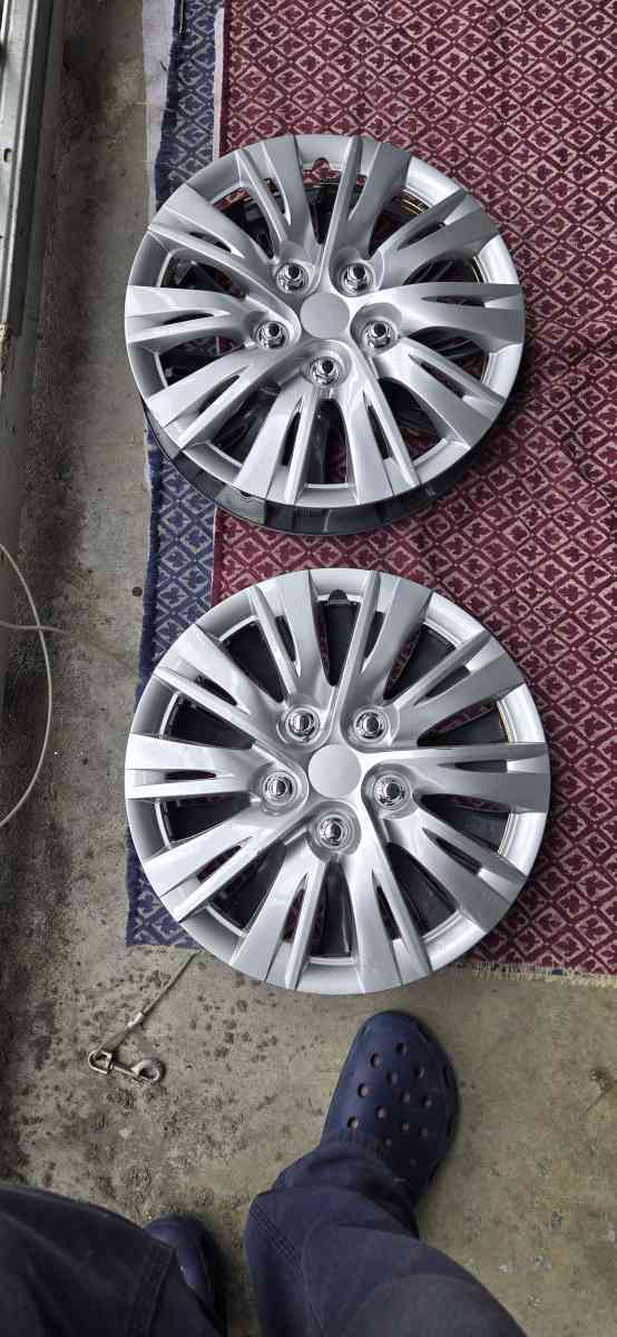 full set 15 inch hubcaps