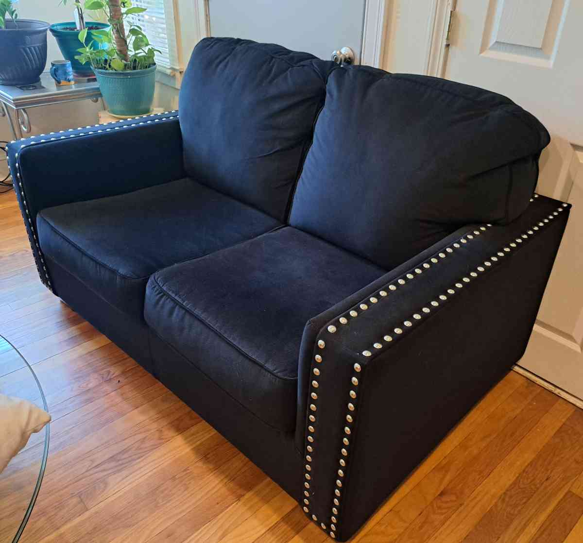 living room sofa and loveseatgood condition