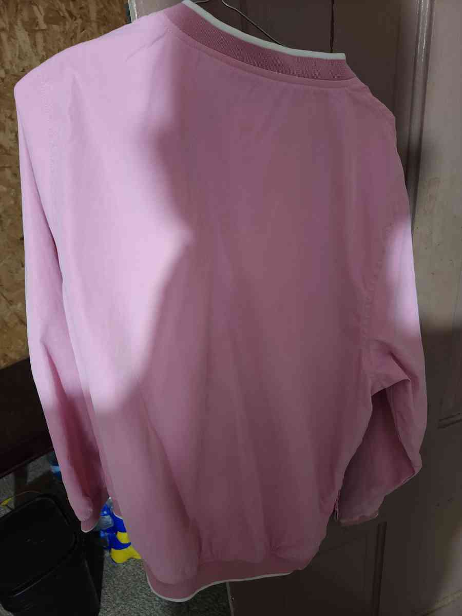 Tres bien pink pullover jacket
